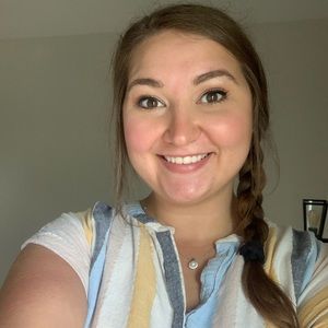 Meet your Posher, Brooke